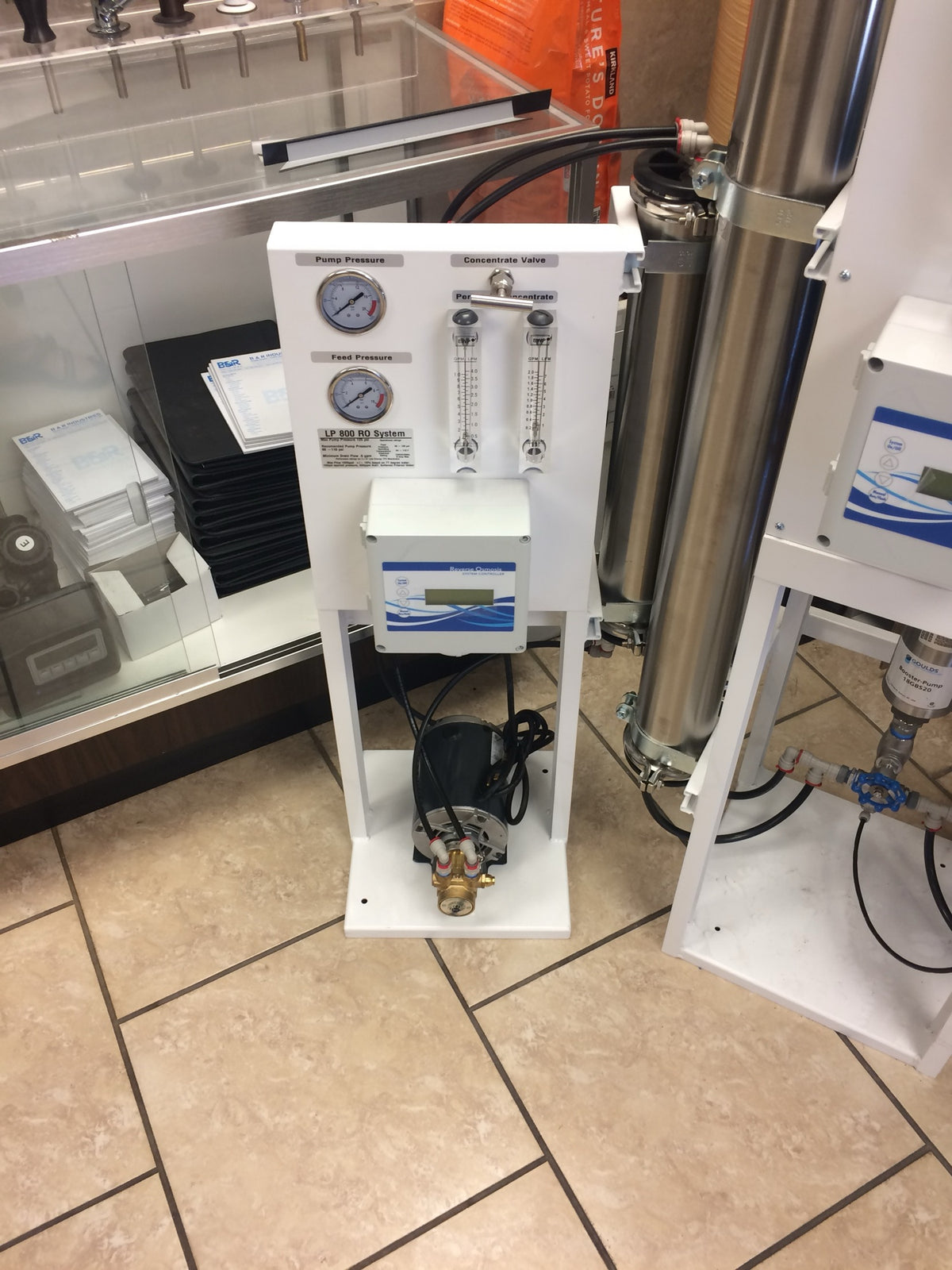 LP-800 light commercial reverse osmosis system, new, with pressure gauges, flow meters and electronic controller